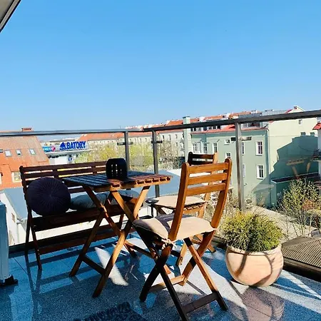 Le Pull Marine Lägenhet Giżycko